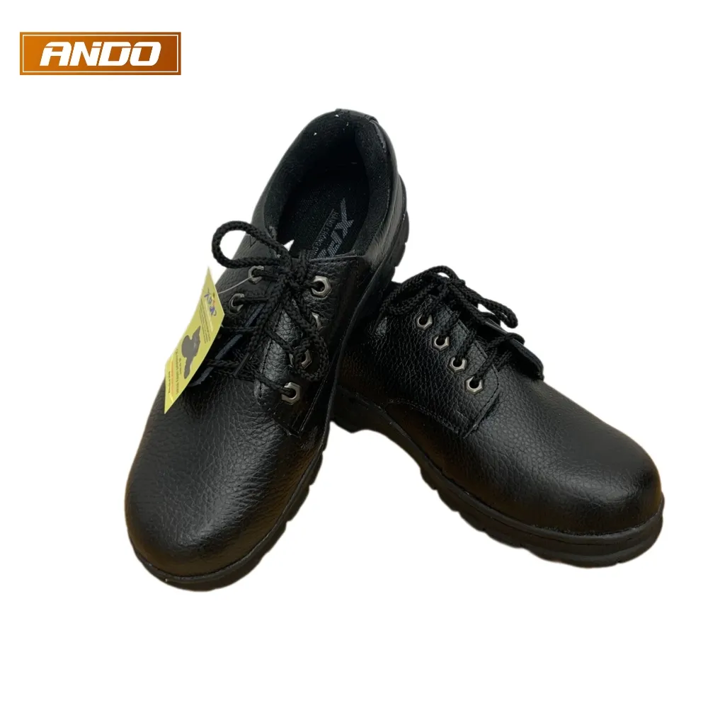 Giày bảo hộ XP chữ đỏ 368-01