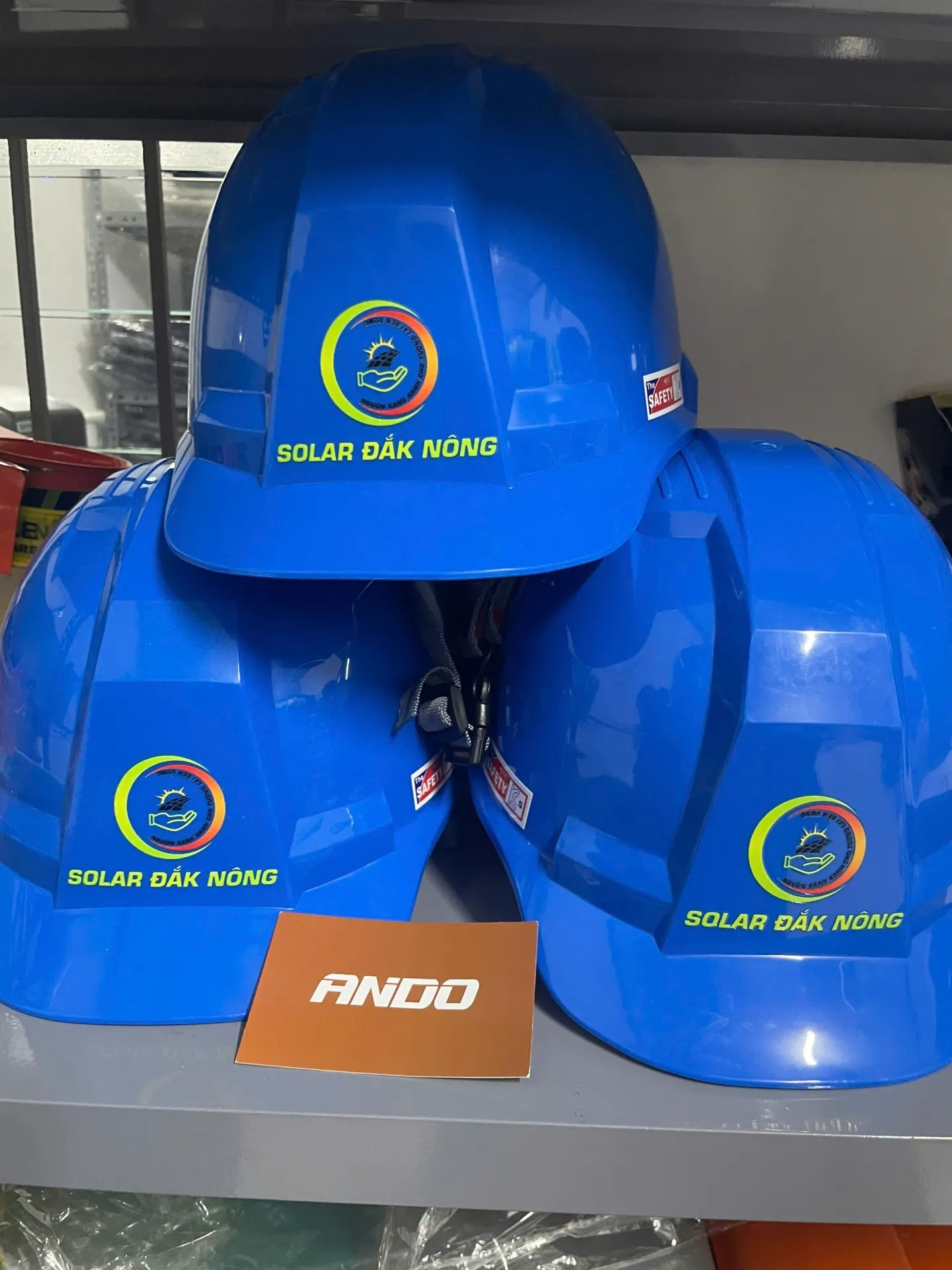 Hình ảnh các đơn hàng in mũ (nón) bảo hộ lao động mà Ando mới hoàn thiện gửi khách hàng