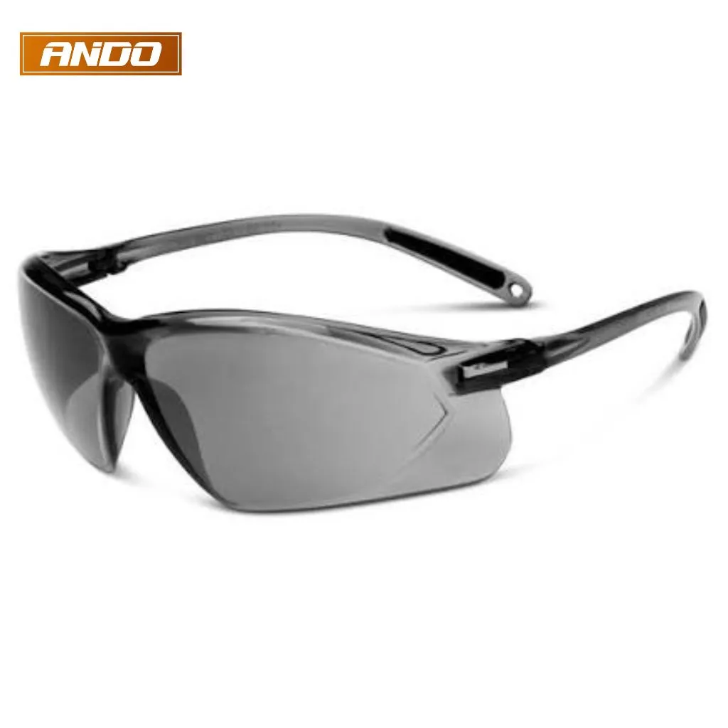 Kính BHLĐ A700 Đen Chống Bụi, Chống Tia UV Hiệu Quả